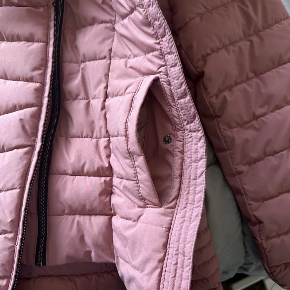 DKNY Dusty Rose Puffer Jacket - Picture 4 of 6